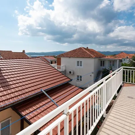 Holiday Apartments Mare Orebic Exterior photo