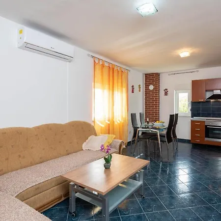 Holiday Apartments Mare Orebic Exterior photo