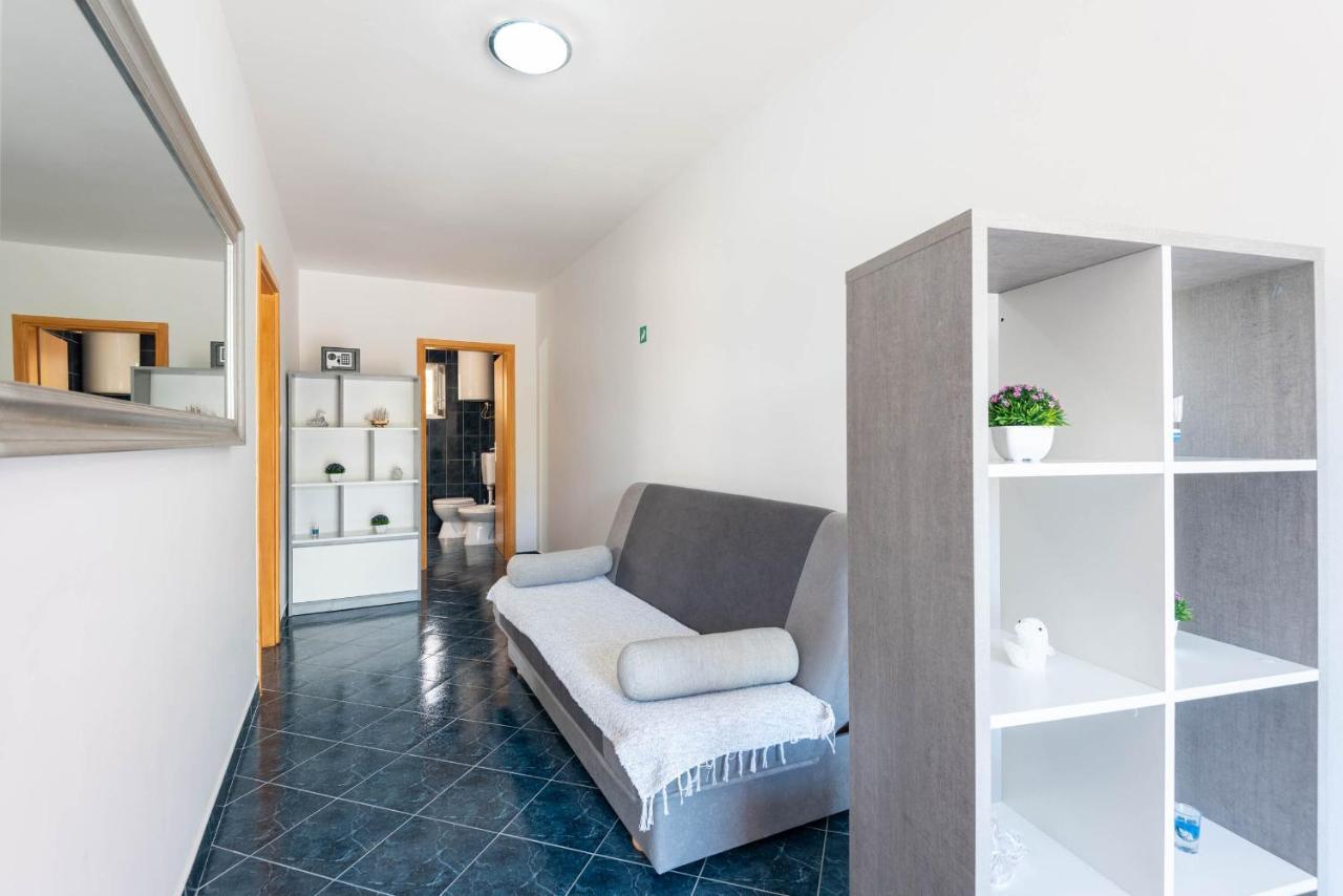 Mare Apartment Orebic