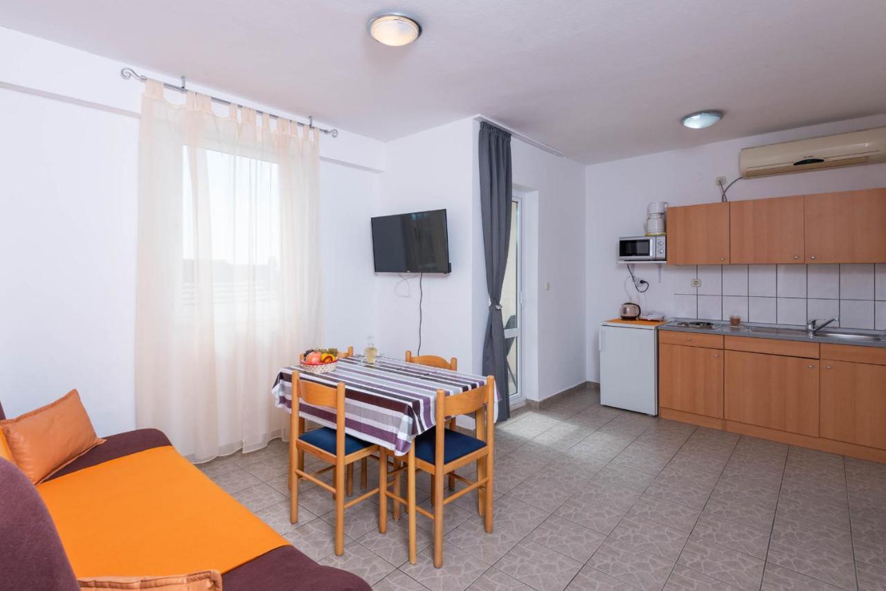 Mare Apartment *
