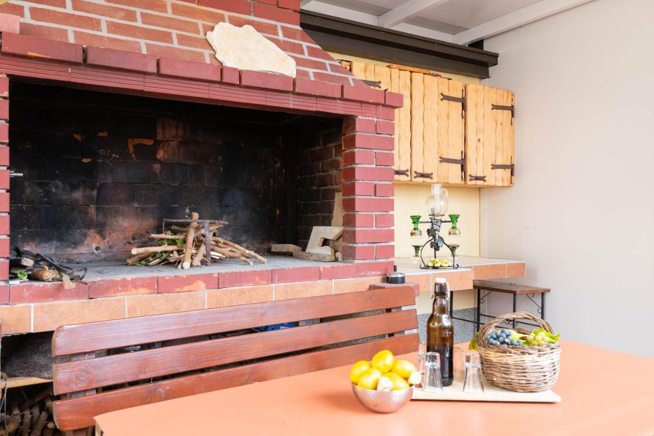 Mare Apartment Orebic
